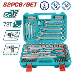 TOTAL 82 Pcs 1/4"&1/2" Socket set (THT421802)